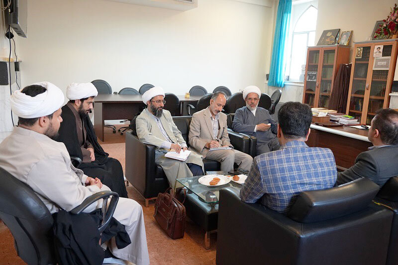 گروههای جهادی، الگویی موفق در خدمت رسانی به مردم هستند