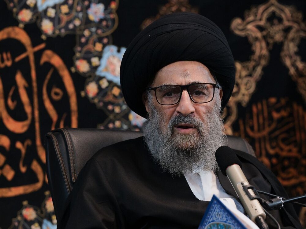 آیت‌اللہ مدرسی: کربلا آنے والا زائر بخشش و رحمت کا خزانہ لے کر لوٹتا ہے