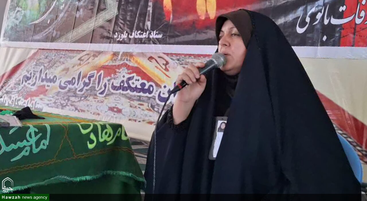 مادران و همسران شهدا الگویی از ایثار و مقاومت در برابر سختی‌ها و چالش‌ها هستند