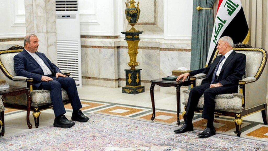 इराक और ईरान के संबंध और मज़बूत होने चाहिए।इराक़ी राष्ट्रपति