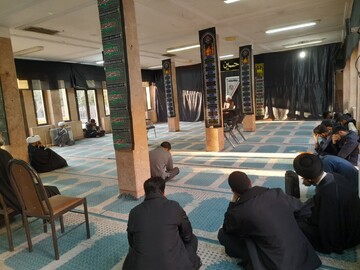 تصاویر/ مراسم سوگواری وفات حضرت ام‌البنین(س) در مدرسه علمیه آیت‌الله یثربی(ره) کاشان