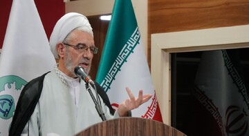 بسیج می تواند محور وحدت برای تحول شود