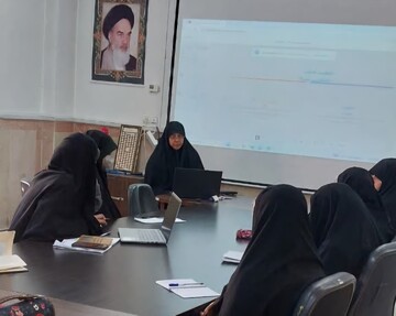 تصاویر/ کارگاه آموزشی پاورپوینت با هوش مصنوعی در مدرسه علمیه تخصصی فاطمیه کرمان