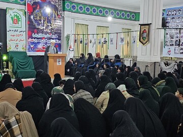 تصاویر/ مراسم عزاداری وفات حضرت ام‌البنین(س) و تکریم مادران و همسران شهدا در بیجار
