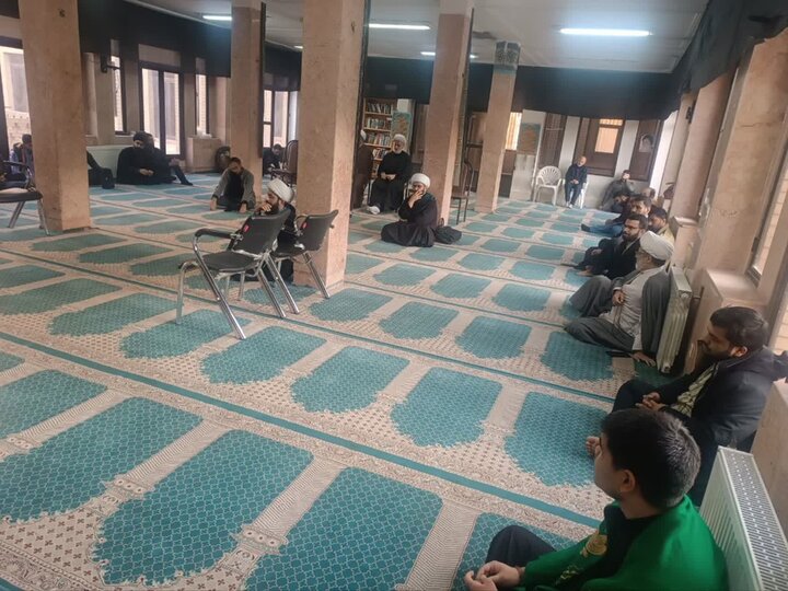 تصاویر/ مراسم سوگواری وفات حضرت ام‌البنین(س) مدرسه علمیه آیت‌الله یثربی(ره) کاشان