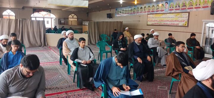 تصاویر/ نشست علمی پژوهشی «نقش تاریخ در فقه» آران و بیدگل