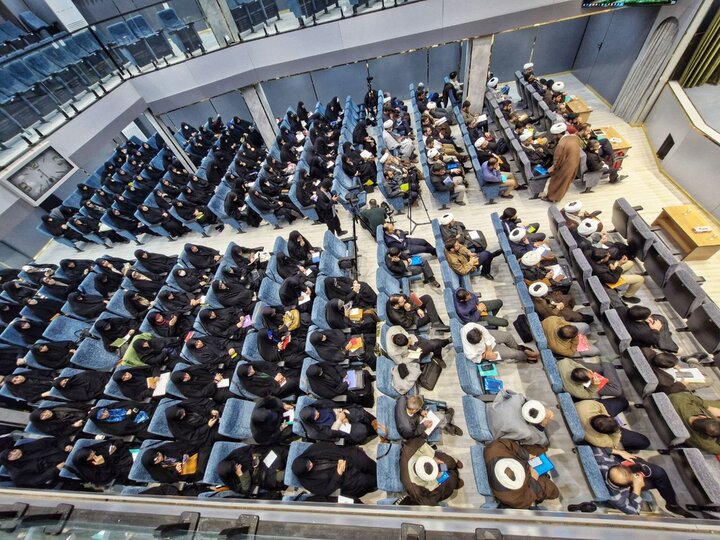 تصاویر/ دوره توانمند سازی طلاب فعال در آموزش و پرورش( معلم تمدن ساز)