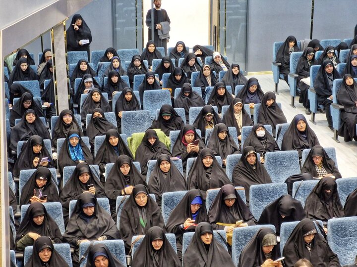 تصاویر/ دوره توانمند سازی طلاب فعال در آموزش و پرورش( معلم تمدن ساز)