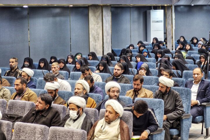 تصاویر/ دوره توانمند سازی طلاب فعال در آموزش و پرورش( معلم تمدن ساز)