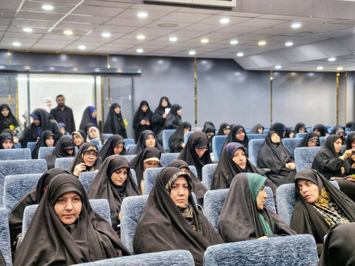 تصاویر/ دوره توانمند سازی طلاب فعال در آموزش و پرورش( معلم تمدن ساز)