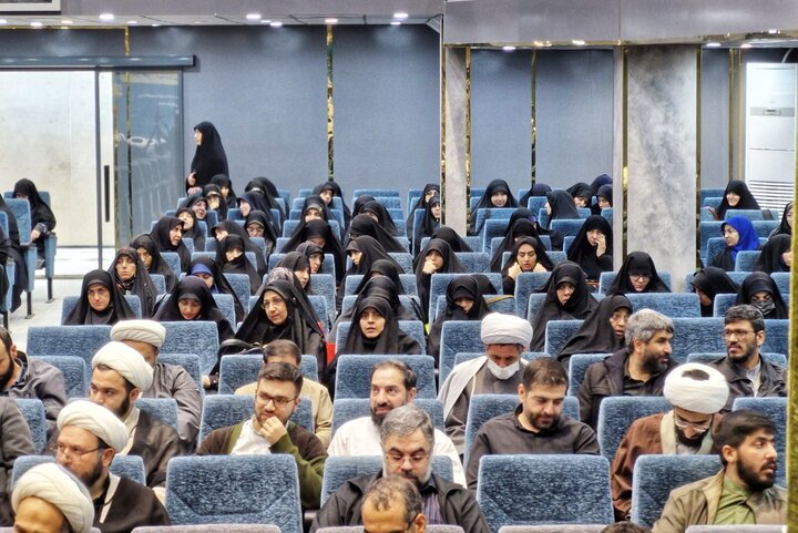 تصاویر/ دوره توانمند سازی طلاب فعال در آموزش و پرورش( معلم تمدن ساز)