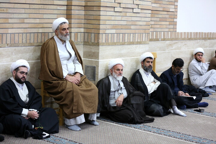 تصاویر/ درس اخلاق هفتگی حضرت آیت الله العظمی سبحانی