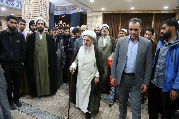 تصاویر/ درس اخلاق هفتگی حضرت آیت الله العظمی سبحانی