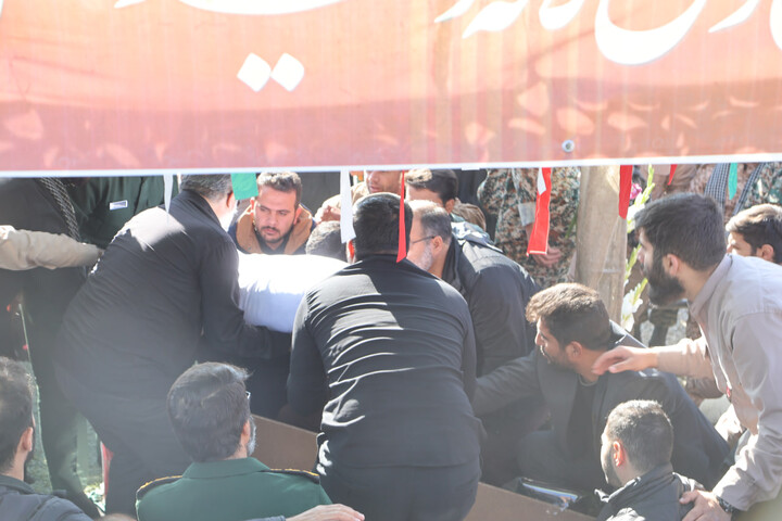 تصاویر / تشییع و تدفین پیکر مطهر شهید گمنام در مرکز آموزش سیدالشهداء(ع)