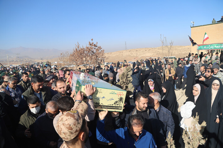 تصاویر / تشییع و تدفین پیکر مطهر شهید گمنام در مرکز آموزش سیدالشهداء(ع)