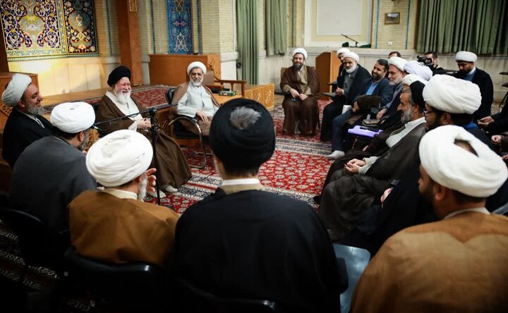 تصاویر/ دیدار جمعی ازاعضای مرکز ارتباطات حوزه و نظام،با نماینده ولی فقیه درخراسان رضوی