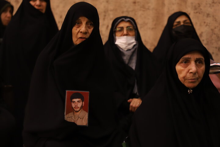 تصاویر/ آیین ملی و سراسری تجلیل از مادران و همسران شهدا در حرم مطهر حضرت فاطمه معصومه (س)