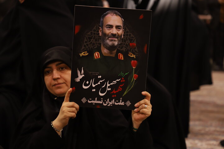 تصاویر/ آیین ملی و سراسری تجلیل از مادران و همسران شهدا در حرم مطهر حضرت فاطمه معصومه (س)