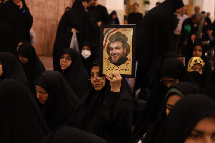 تصاویر/ آیین ملی و سراسری تجلیل از مادران و همسران شهدا در حرم مطهر حضرت فاطمه معصومه (س)