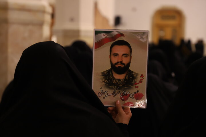 تصاویر/ آیین ملی و سراسری تجلیل از مادران و همسران شهدا در حرم مطهر حضرت فاطمه معصومه (س)