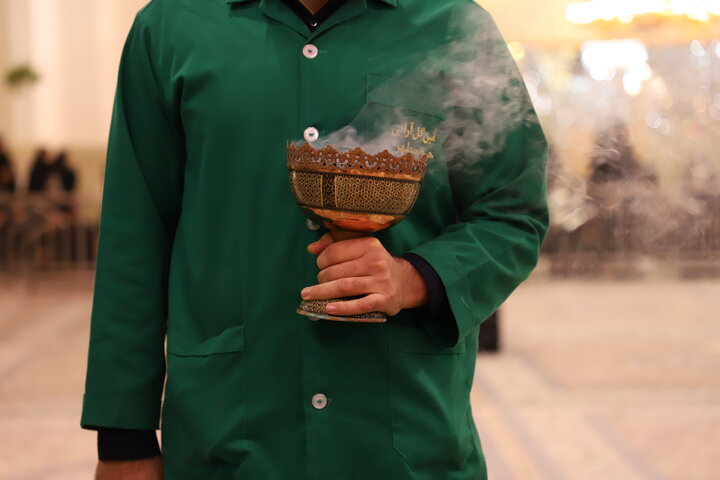 تصاویر/ آیین ملی و سراسری تجلیل از مادران و همسران شهدا در حرم مطهر حضرت فاطمه معصومه (س)