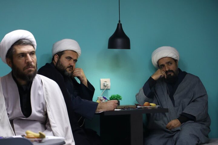 تصاویر/اولین نشست معارف اسلام ناب در استان مرکزی