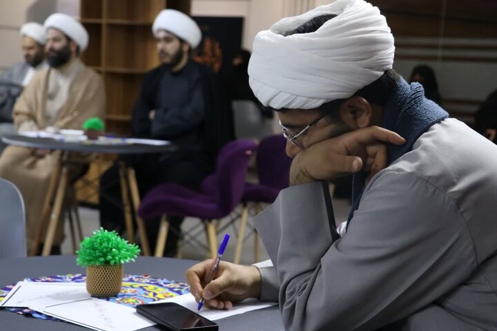 تصاویر/اولین نشست معارف اسلام ناب در استان مرکزی