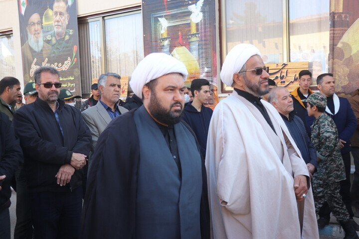 تصاویر/ مراسم تشییع و خاکسپاری شهید گمنام در شهرضا اصفهان