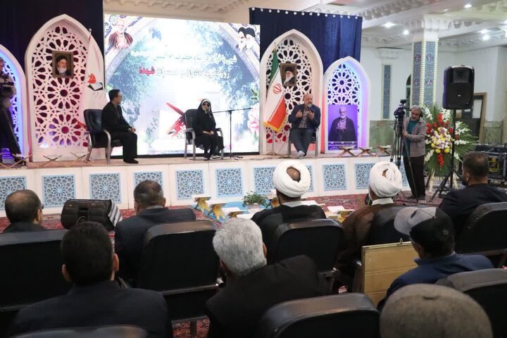 فیلم| محفل انس با قرآن کریم در پناه حضرت ام‌البنین (سلام الله علیها)