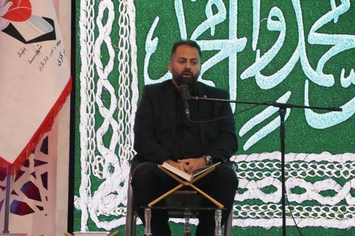 تصاویر/شبی با قرآن در پناه حضرت ام البنین (س)در ساروق