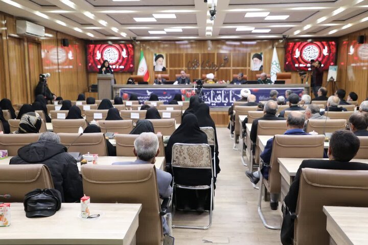 تصاویر/ مراسم تجلیل از مادران و همسران شهدا در خوی