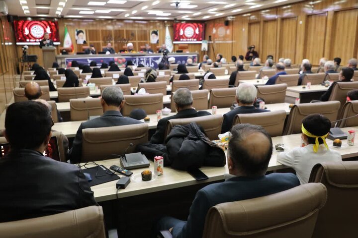 تصاویر/ مراسم تجلیل از مادران و همسران شهدا در خوی