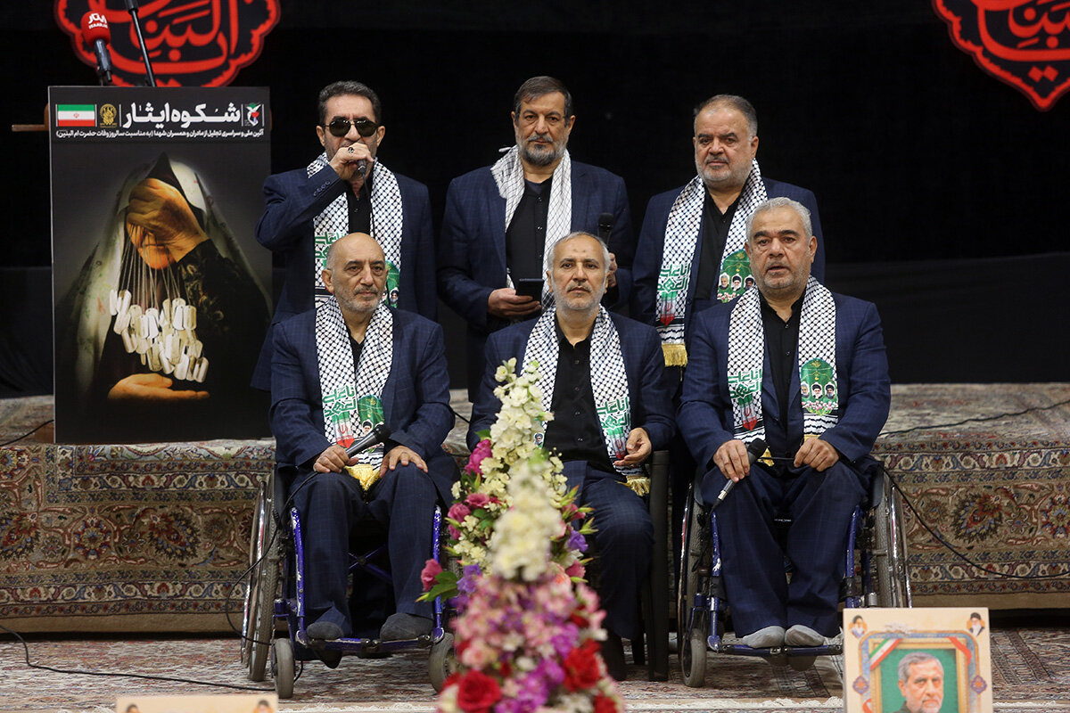 انقلاب اسلامی بدون توجه به نقش زنان قابل تحلیل و تفسیر نیست/ انقلاب اسلامی ریشه در تفکر فاطمی دارد