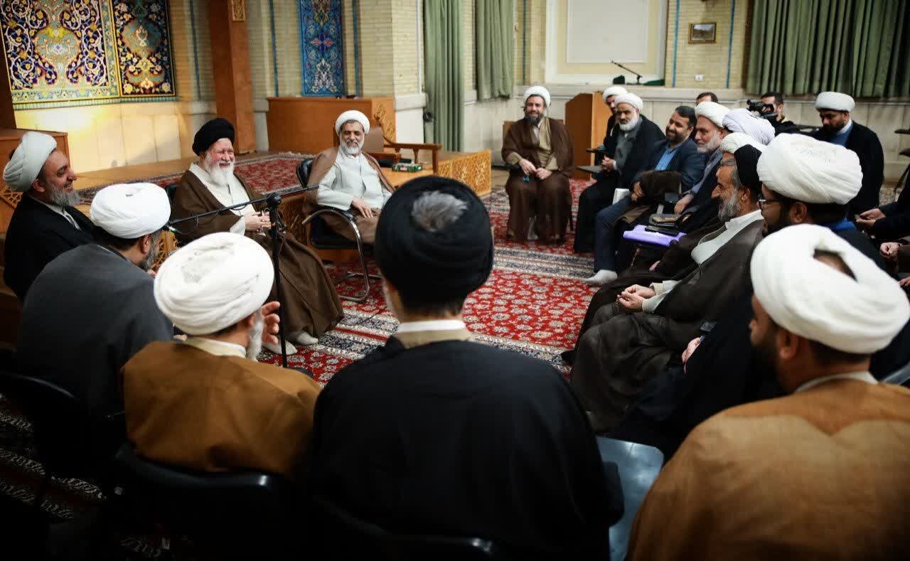 تربیت نیروی انسانی کارآمد نیاز اساسی اداره کشور است