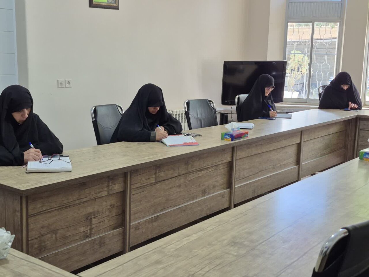 تصاویر/ جلسه اخلاق در مدیریت حوزه علمیه خواهران استان کرمان