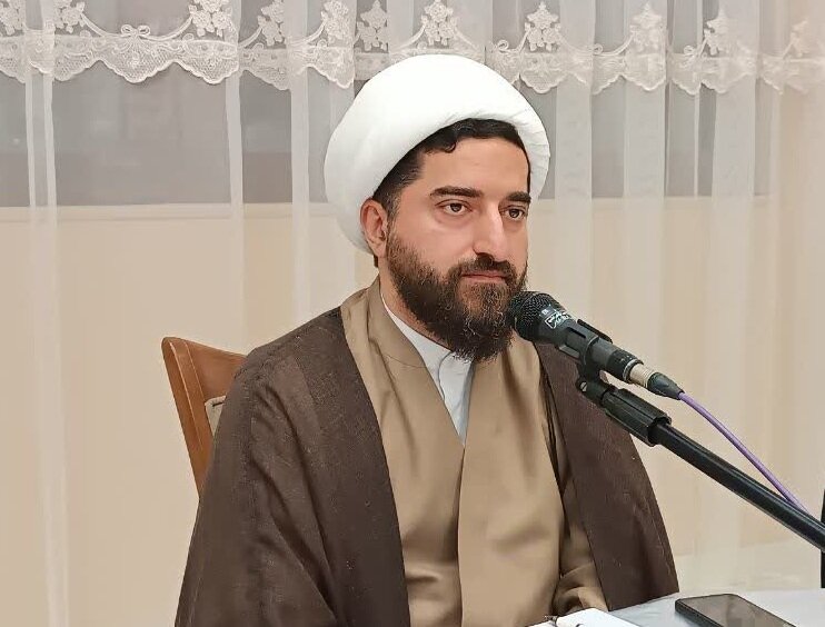 هویت‌سازی، راهبرد اصلی مقابله با آسیب‌ها