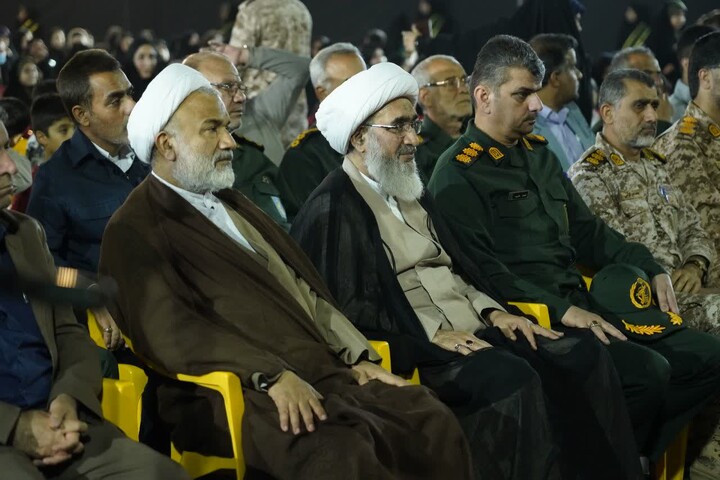 تصاویر/ یادواره ۳۵ شهید محله حسین آباد برازجان