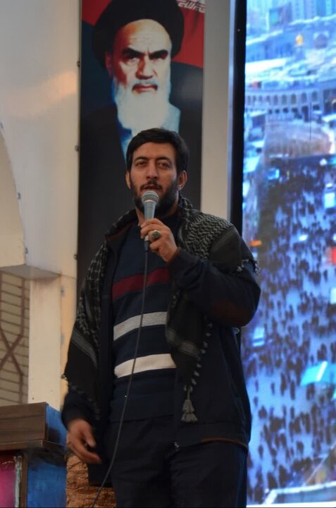 تصاویر/ مراسم یادواره شهدای فصل پاییز و آیین تکریم از مادران و همسران شهدا در گلزارشهدای کرمان