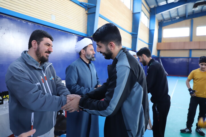 تصاویر/تجلیل از نفرات برتر مسابقات ورزشی طلاب کردستان