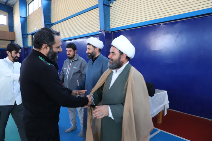 تصاویر/تجلیل از نفرات برتر مسابقات ورزشی طلاب کردستان