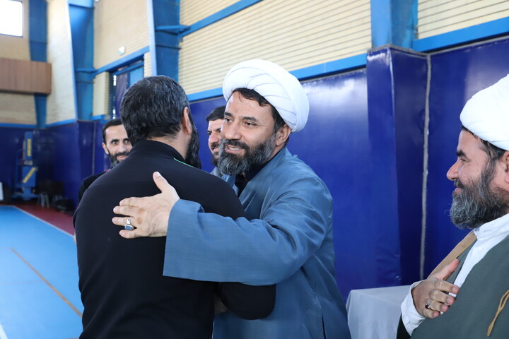 تصاویر/تجلیل از نفرات برتر مسابقات ورزشی طلاب کردستان