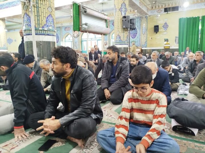 تصاویر/ نماز عبادی سیاسی جمعه در ورامین