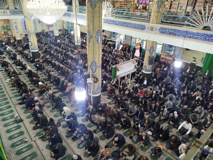 تصاویر/ نماز عبادی سیاسی جمعه در ورامین