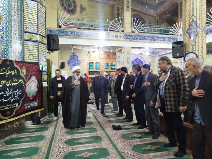 تصاویر/ نماز عبادی سیاسی جمعه در ورامین