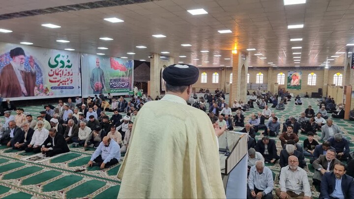 نماز جمعه گناوه به روایت تصویر