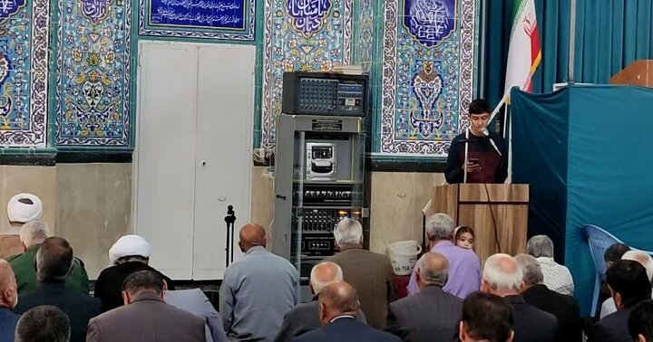 تصاویر/ اقامه نماز جمعه شهر بهرمان