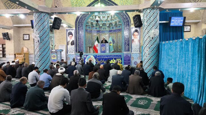 تصاویر/ اقامه نماز جمعه شهر انار