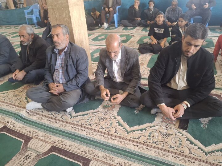 تصاویر/ اقامه نماز جمعه شهر بلورد