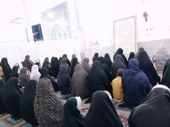 تصاویر/ اقامه نماز جمعه شهر نودژ