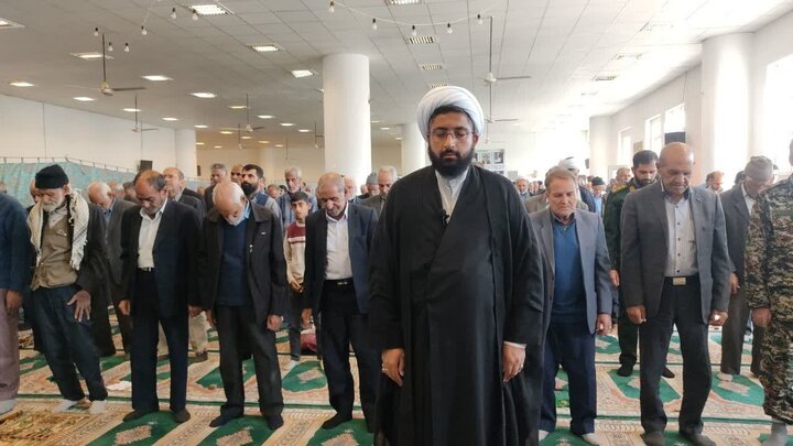 تصاویر/ اقامه نماز جمعه شهر کشکوئیه